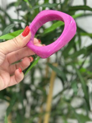 Pulsera resina rosa