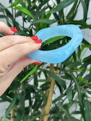 Pulsera resina celeste
