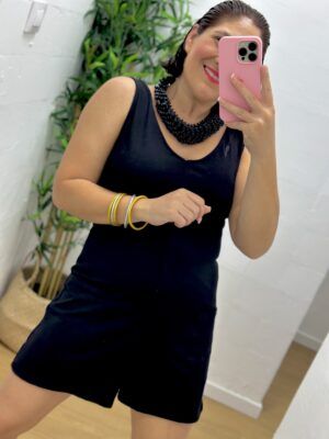 Mono básico negro