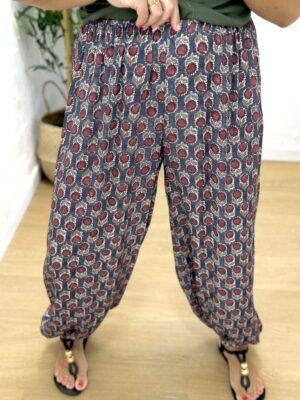 +PANTALÓN ABULLONADO