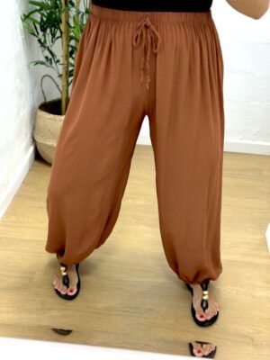 Pantalón abullonado cazuela
