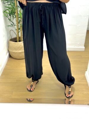 Pantalón abullonado negro