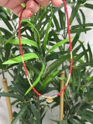 Collar ojo turco rojo