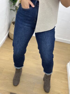 + JEANS